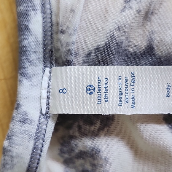 Lululemon Perfect Layer Tee Sea Side Dot Burnout Fossil - Picture 6 of 7